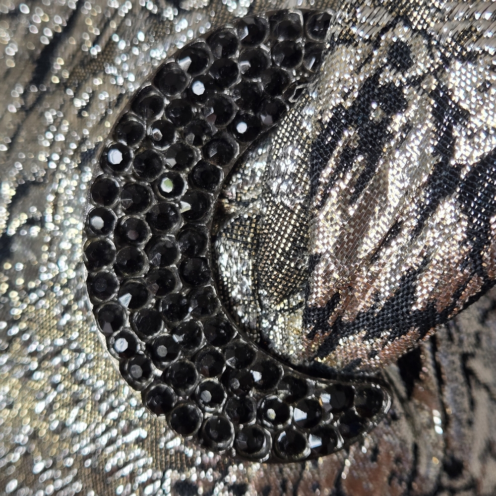 Victor Costa Metallic Silver Puff-Sleeve Maxi Gown - Picture 6 of 15